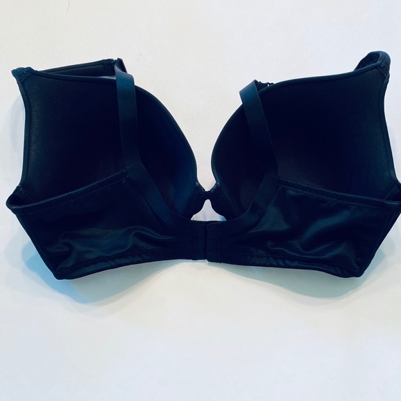 Cacique Boost Plunge Bra - Picture 2 of 3